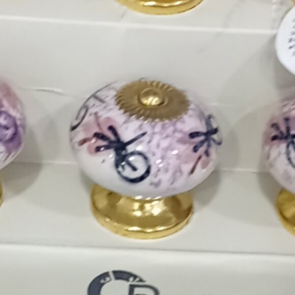Casa Decor Premium Ceramic Set Of 6 Drawer Pulls Knobs White, Pink, Gold NIB - Picture 3 of 5